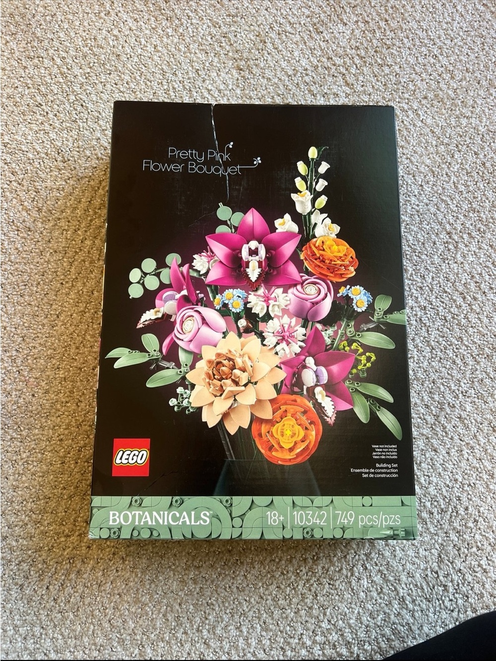 LEGO Botanicals Pretty Pink Flower Bouquet – Pink, Orange, Cream, Green